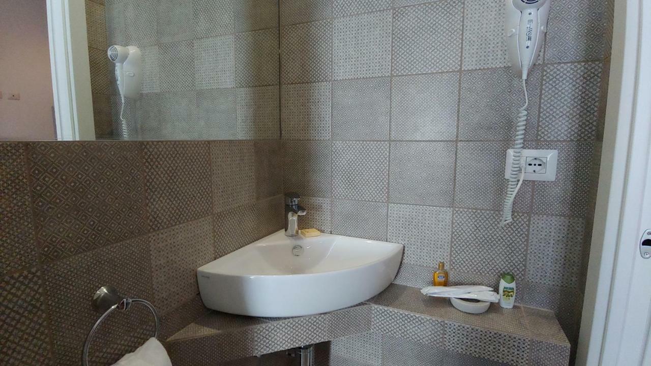 B&B El Brumista Mediolan Zewnętrze zdjęcie